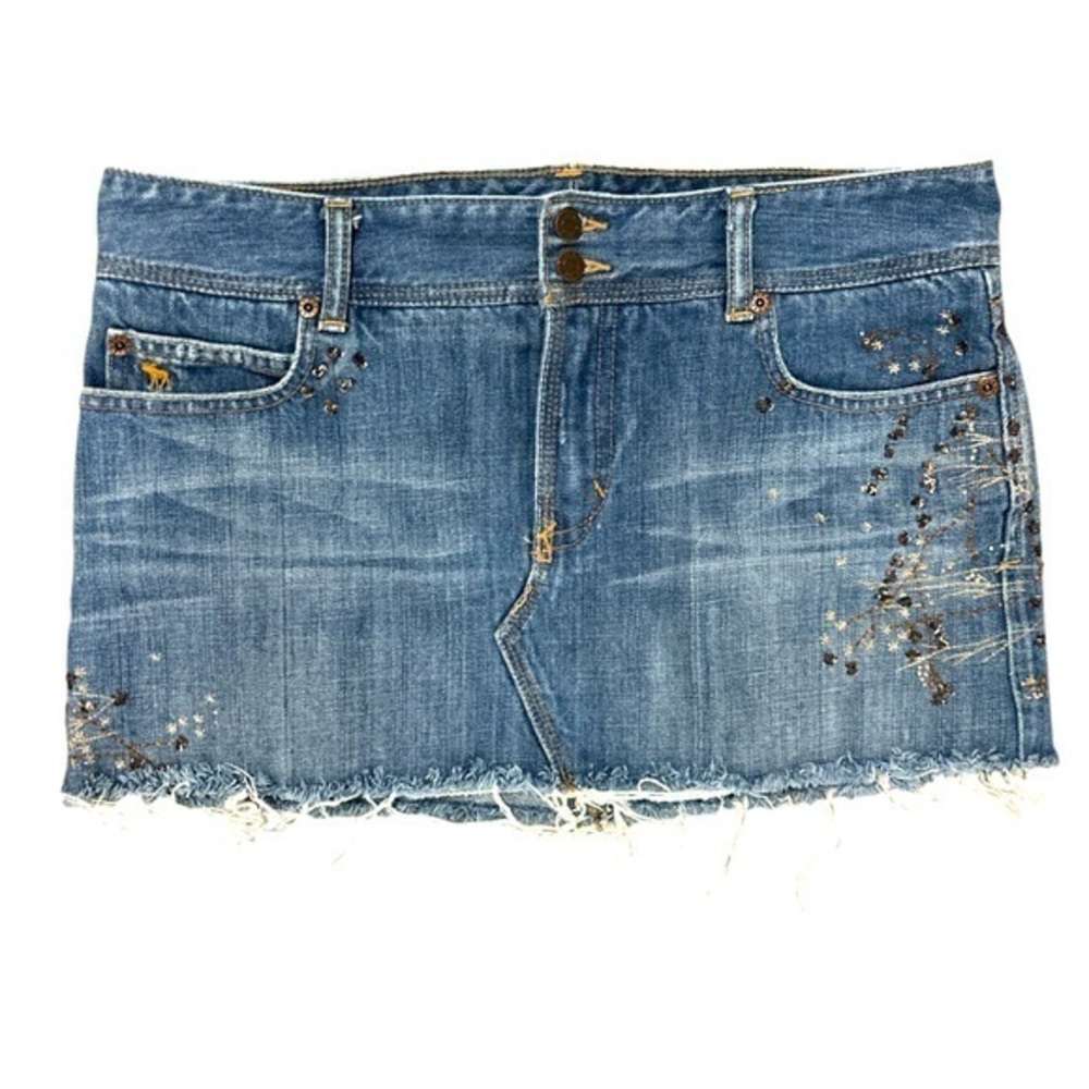 A & F Vintage Y2K low Rise Sequin Embroidered Raw Hem Denim Mini Skirt Size 6